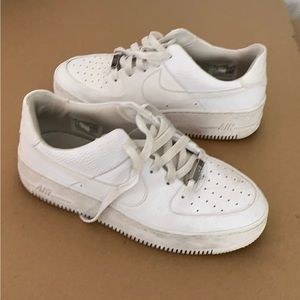 USED NIKE Air Force 1